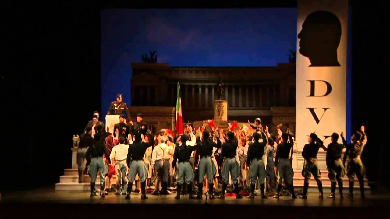 IL DUCE - Discurso de Mussolini