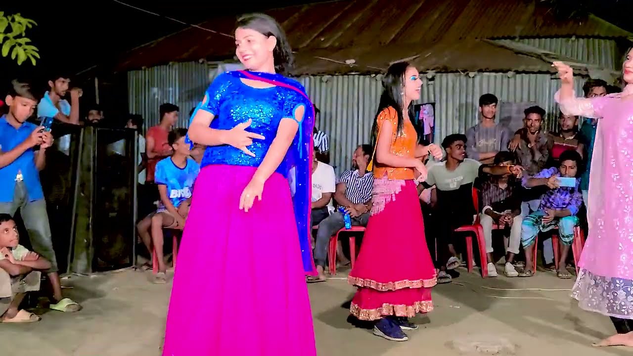 বিয়ে বাড়ির উরাধুরা নাচ | Dj Bajao Re | Rajasthani DJ Song | Wedding Dance | Juthi Dance Xyz 10M