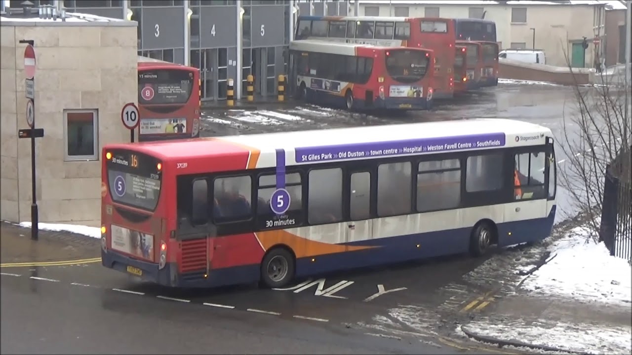 Northampton Buses in Light Snow Mar 2018