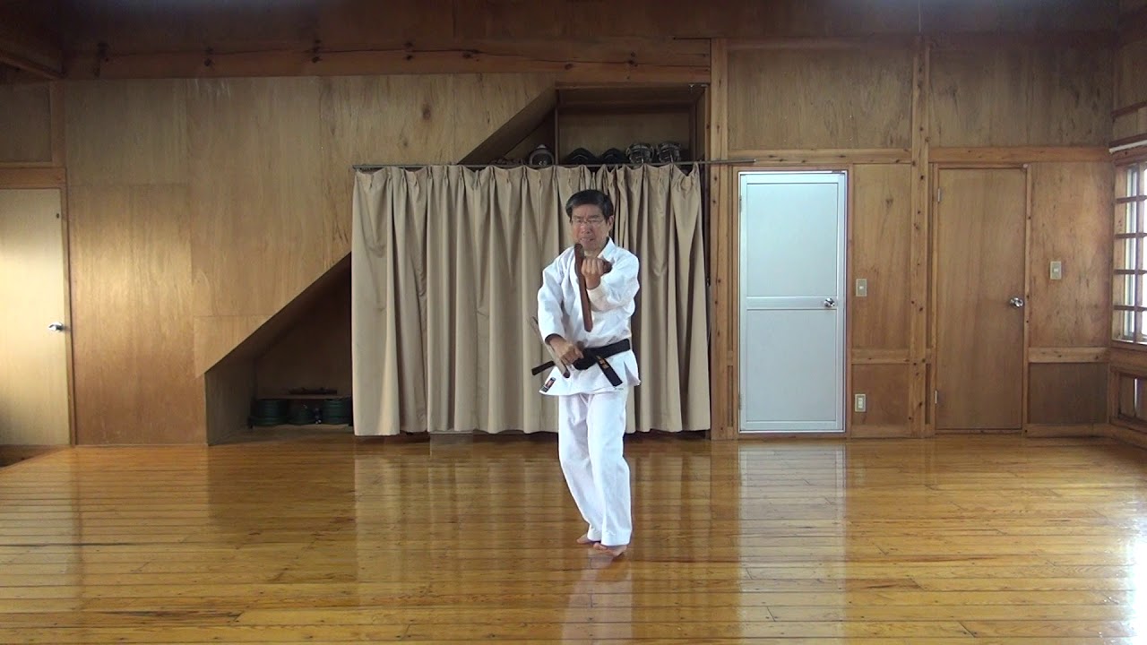 トンファー(Tonfa）の基本と　型『宗幹』