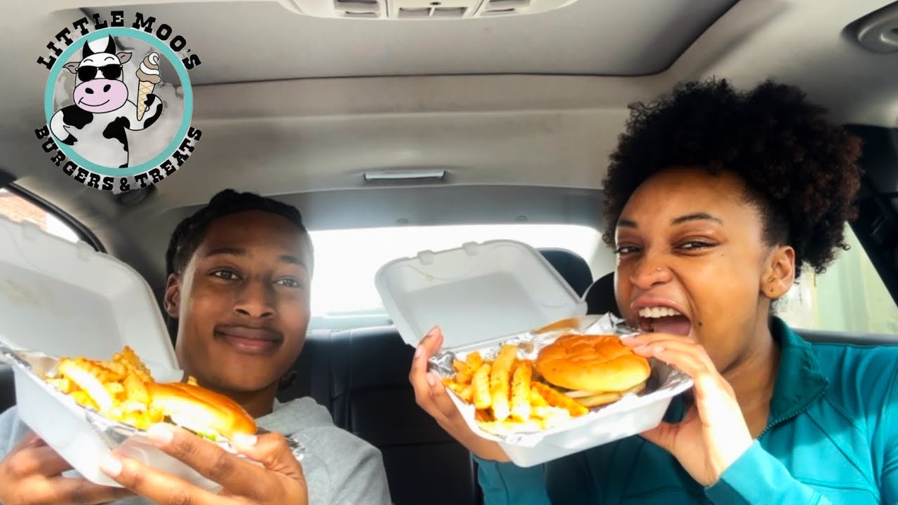 we ate at the best restaurant in town.. (little moo’s)