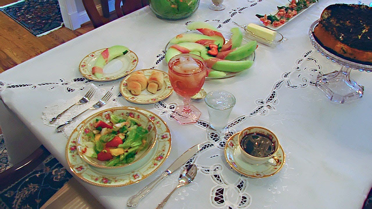 Betty's Easter Table, 2013
