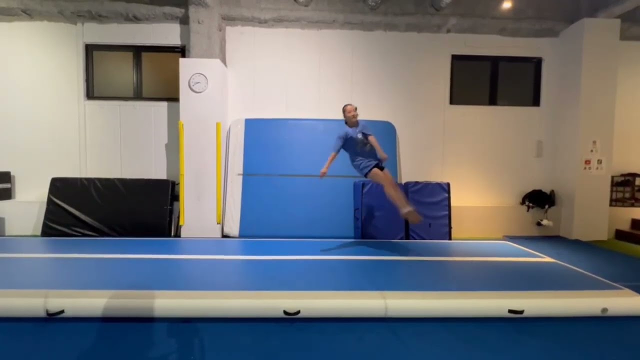 チアダンス　シェネ　ティルト20241023
