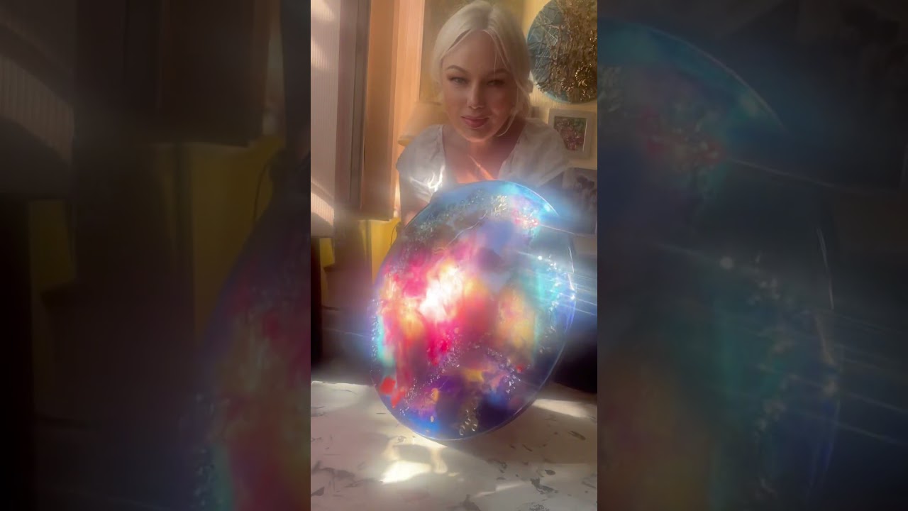 Custom Resin Art &ndash; Shiny & Unique Handmade Wall Decor | Personalized Gift Idea ✨ #ResinArt #WallArt