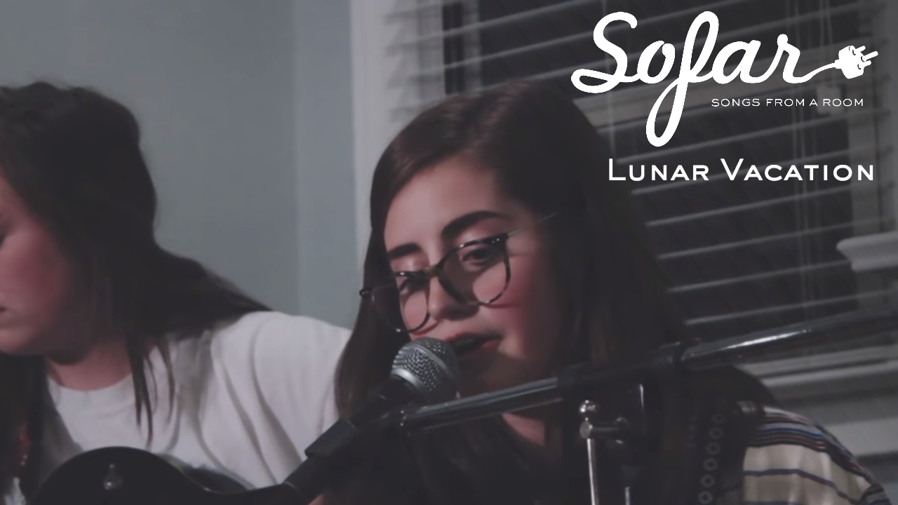 Lunar Vacation - Sleepy Couch | Sofar Atlanta