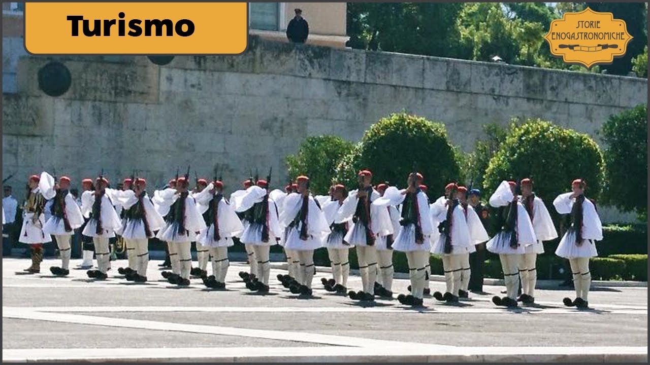 Cambio della Guardia ad Atene, cerimonia spettacolare
