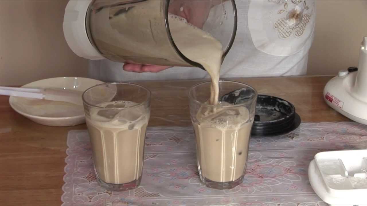 Chá-mate gelado com leite condensado