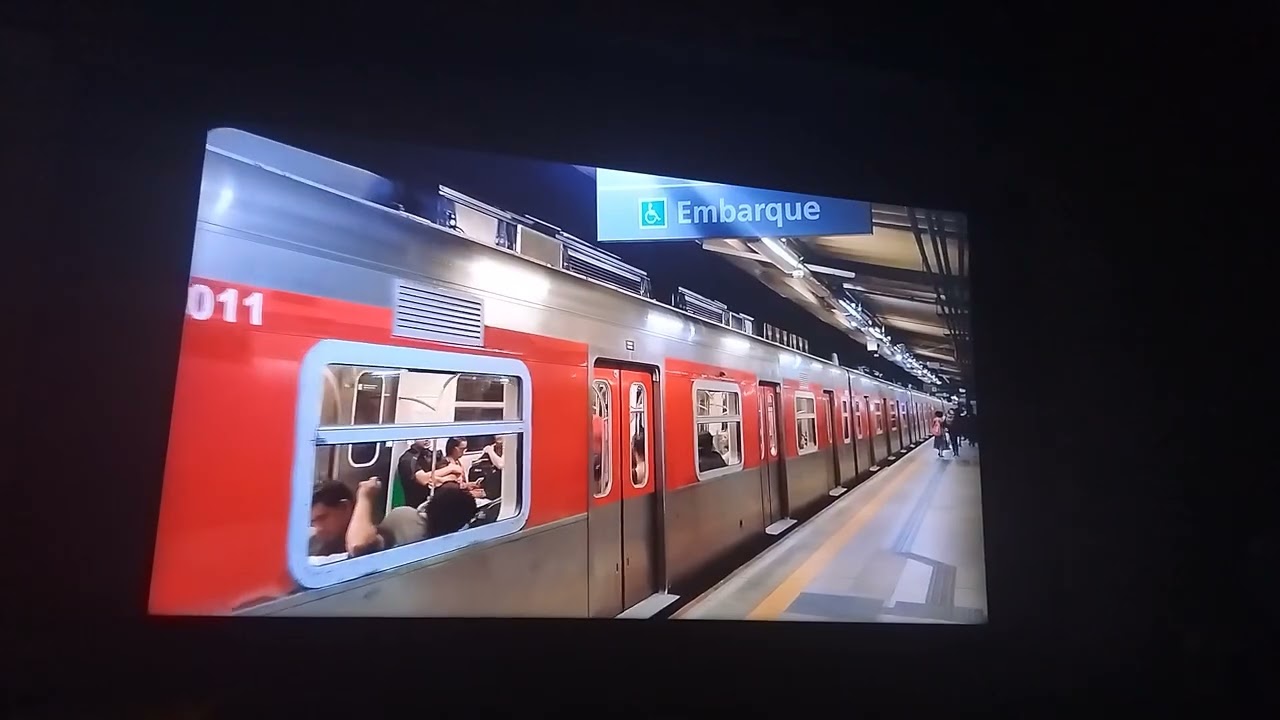 Série 7000/C (Q012/C47) partindo de Barueri 