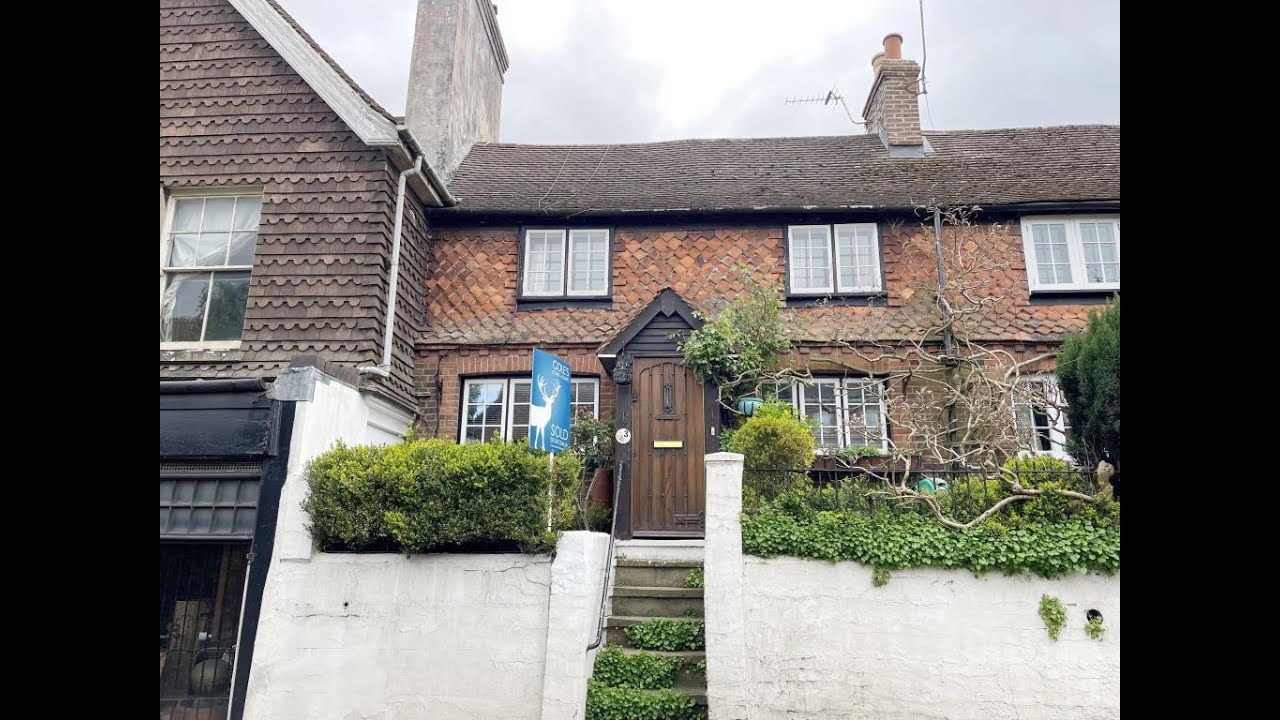 3 Chapel Row, North Street, Turners Hill, Crawley, West Sussex, RH10 4NS – June 2024 Auction
