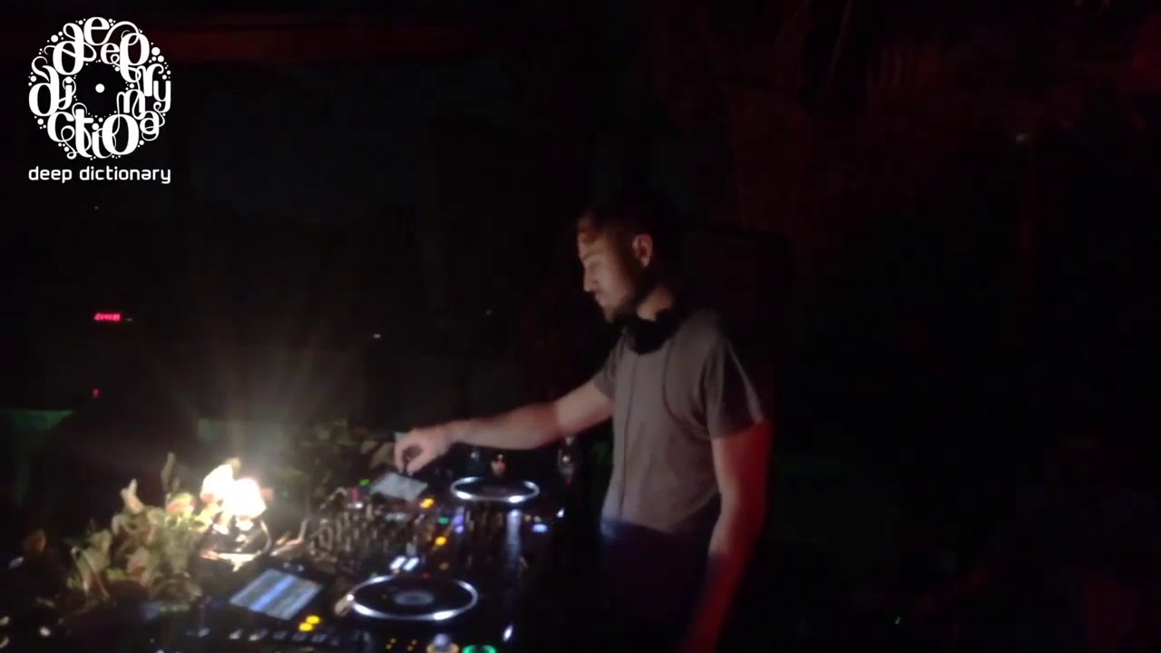 Gallago Live at The Bengaluru Brasserie // Deep Dictionary