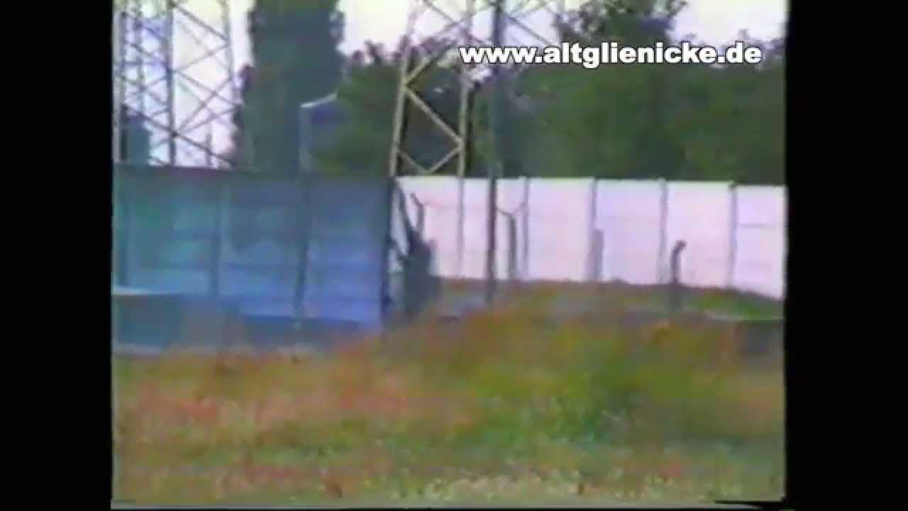 Die Mauer 1990 zwischen Berlin Altglienicke und Rudow