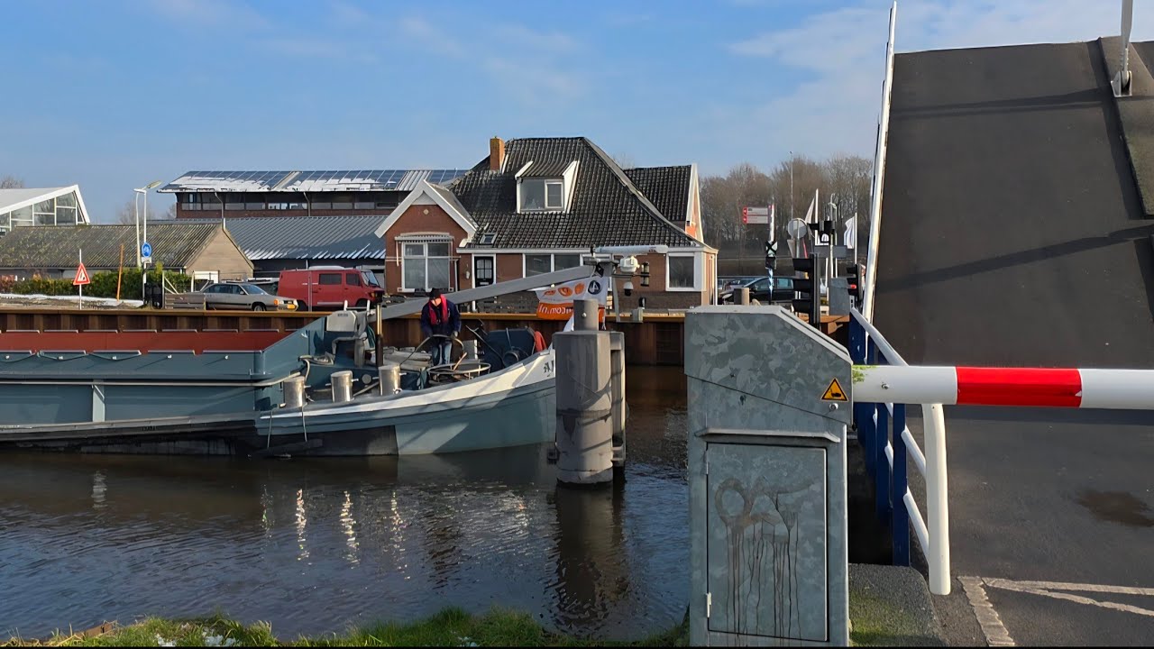 ⚓️HET ZIT DE SCHIPPERS VAN DE ALPHA NIET MEE⚓️
