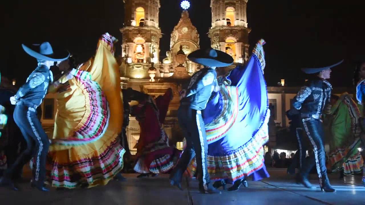 Tradicional baile del Jarabe Tapatio