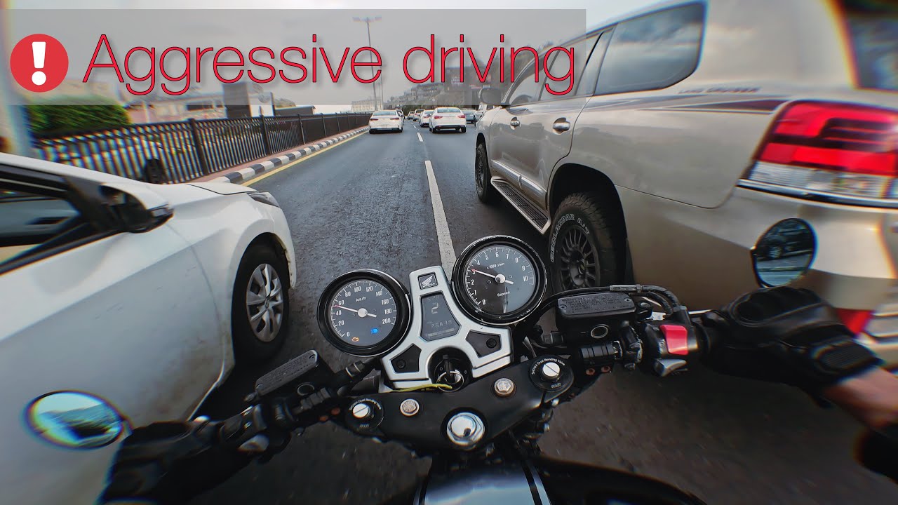 CB1100 RS into traffic jam [RAW Onboard]