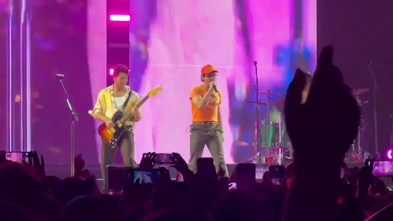 Jonas Brothers - Cake By The Ocean (Live) México