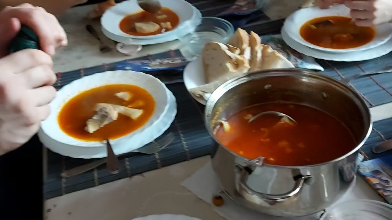 Halászlé készült, szenteste.