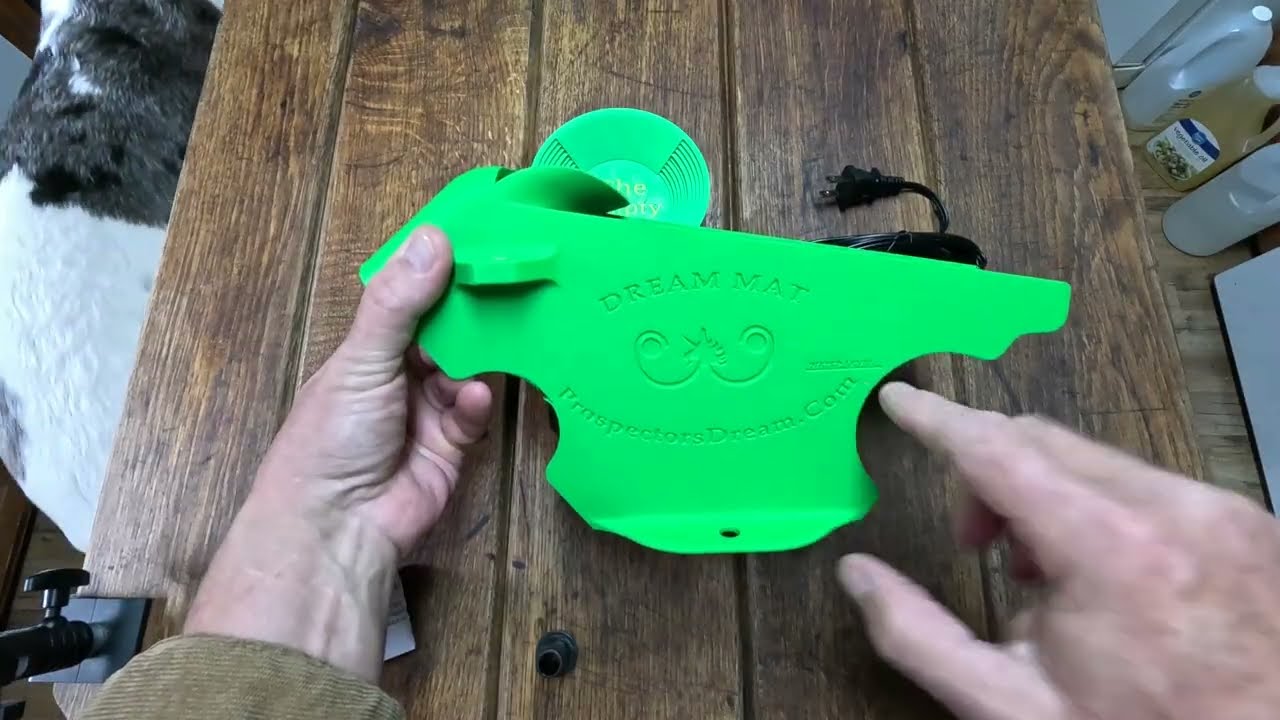 Распаковка Cleanup Buddy, очистка и обзор Paydirt в Беринговом море от золота. The Empty Buddy