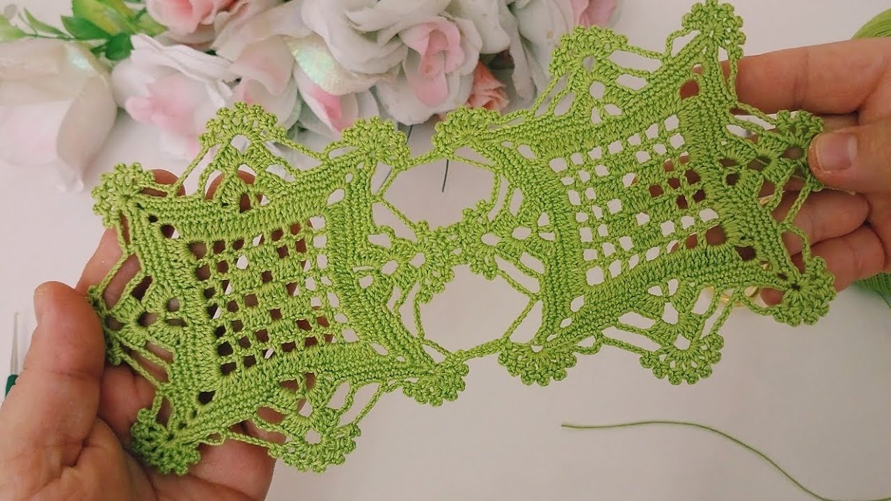POLAR STAR CROCHET LACE MOTIF