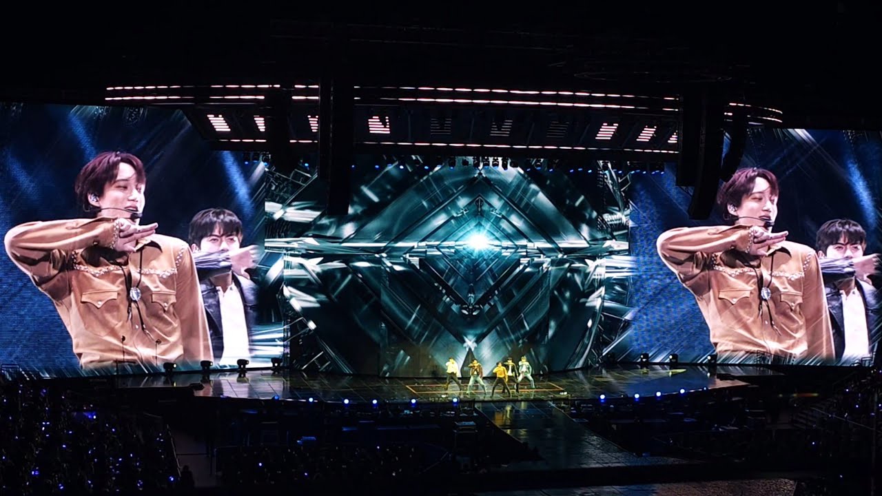 [EXO] Loveshot + Call Me Baby (EXO'verse Fanmeeting 251214 1회차)