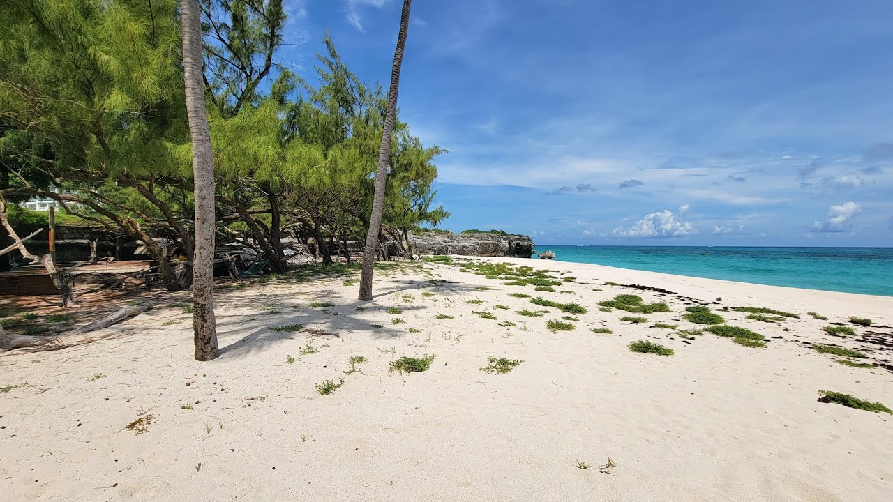 October 06, 2024 - Sam Lords Castle South Beach with J (Barbados 4k)