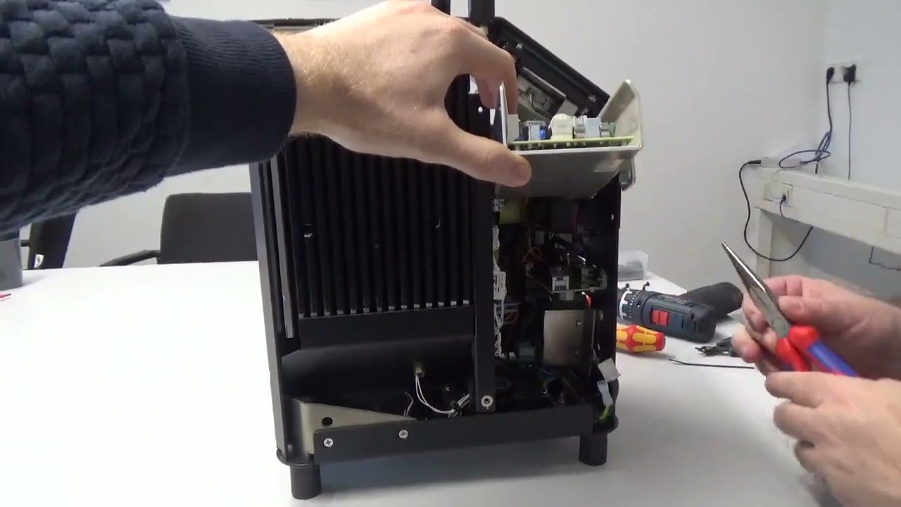 SIKA TP Premium - How to remove a mains filter (cooling calibrators)