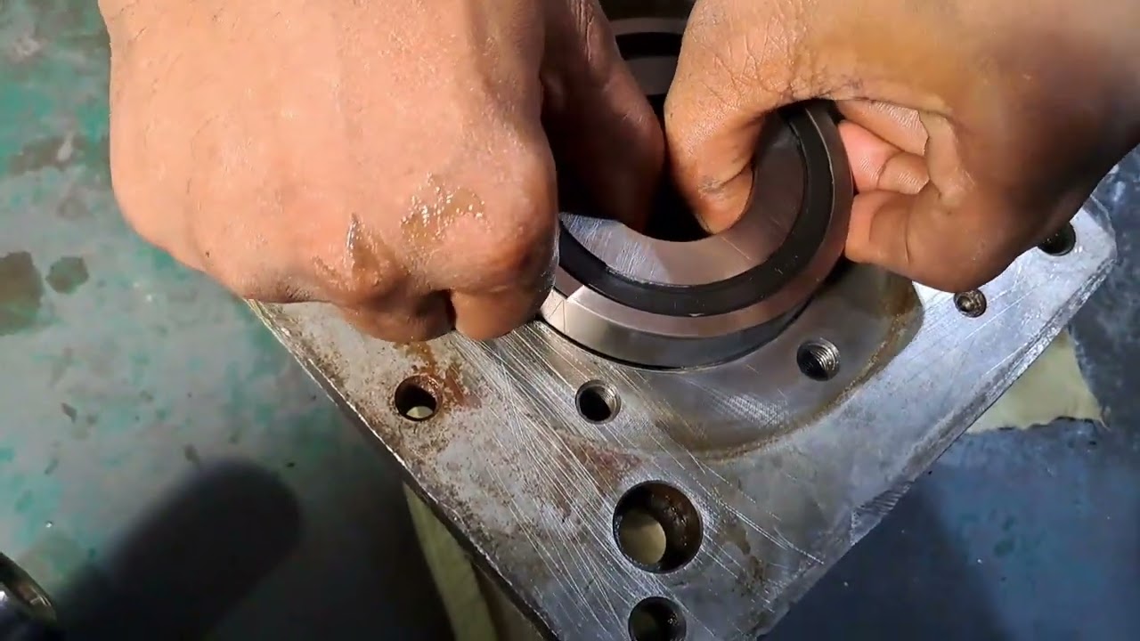 Ballscrew bearing assembly 