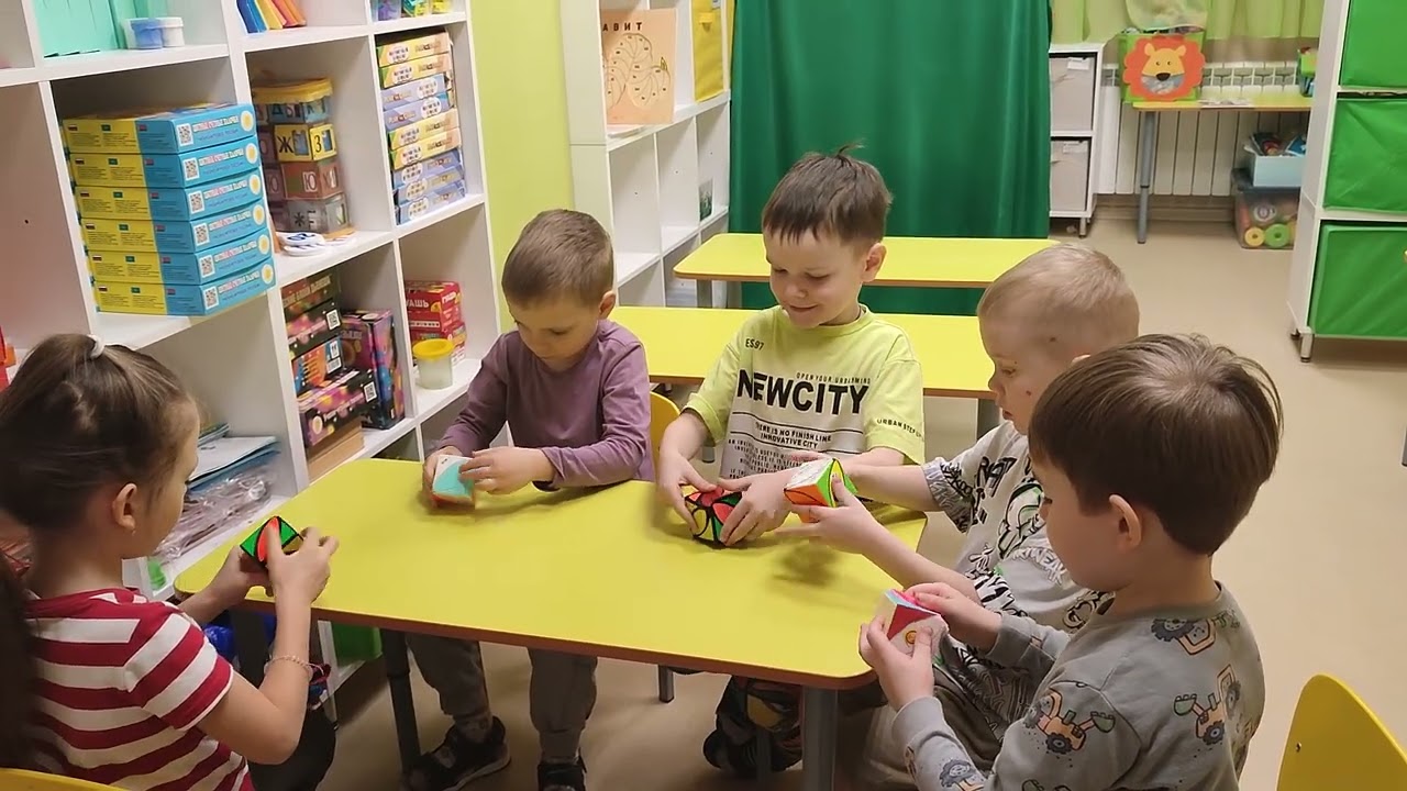 Может ли одна девочка победить четверых мальчиков?