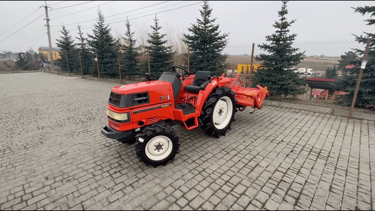 Мінітрактор Kubota GT-5: відео огляд від Totus Traktor