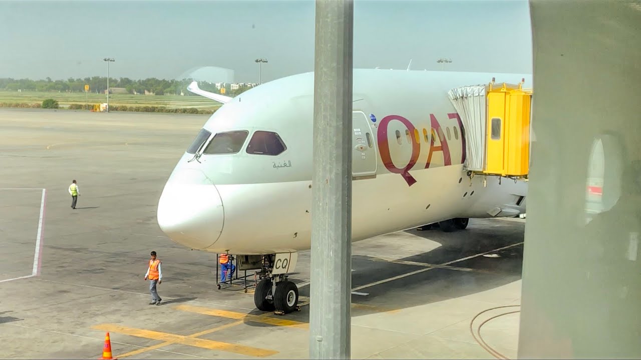 FLIGHT REVIEW | QATAR Airways B787-8 | Lahore to Doha