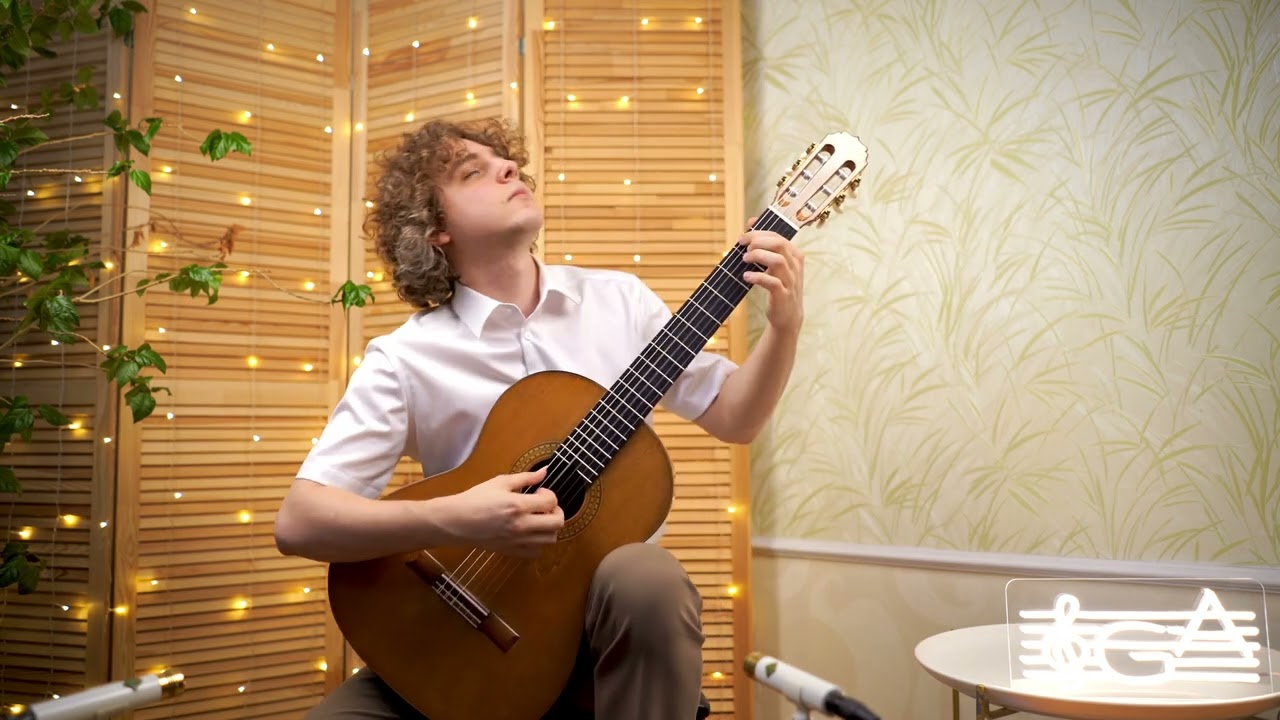 Sergei Gudelev plays The Old Lime Tree by Sergei Rudnev