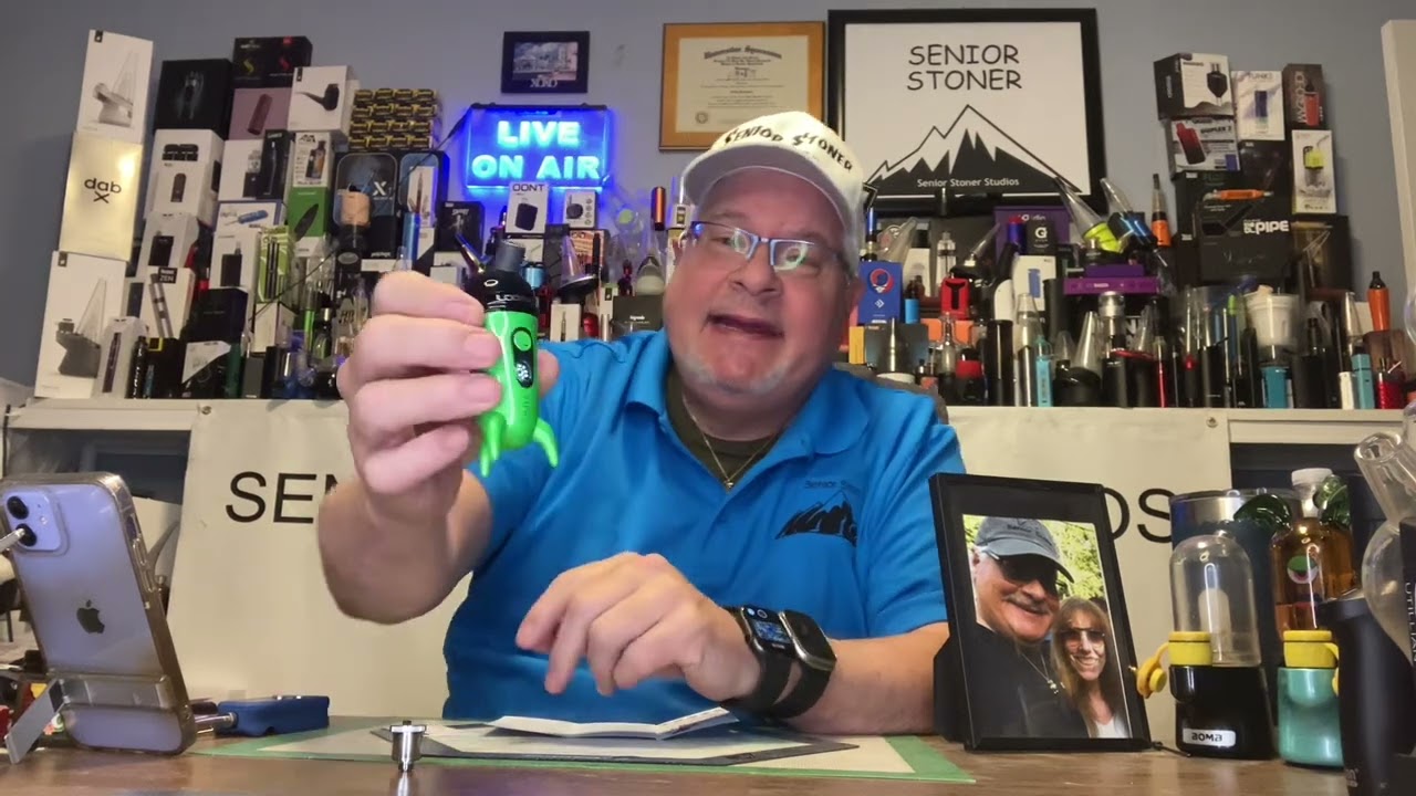 UNBOXING FIRST IMPRESSIONS AND REVIEW THE LOOKAH ANT A COOL DEVICE WITH A UNIQUE LOOK AND FEEL