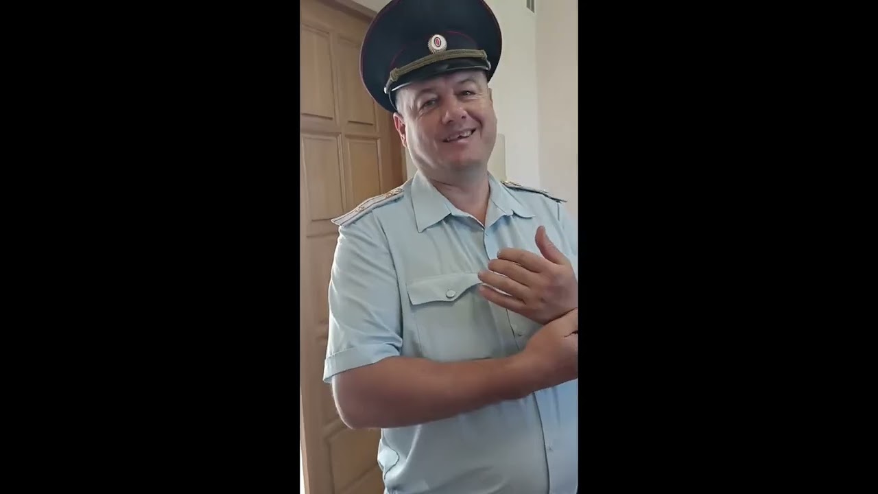 г. Почеп. Вместо личного приёма к Москвичёву А.В. на жителей вызвали полицию. 