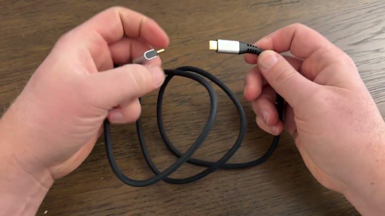 Right Angle USB C Monitor Cable 40Gbps High Speed Transfer