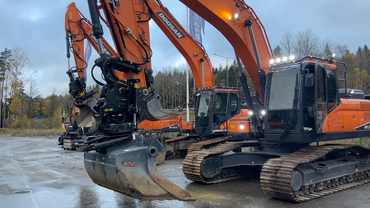 Köp Grävmaskin Develon DX255LC-7 med grävsystem + 5st redskap på Klaravik