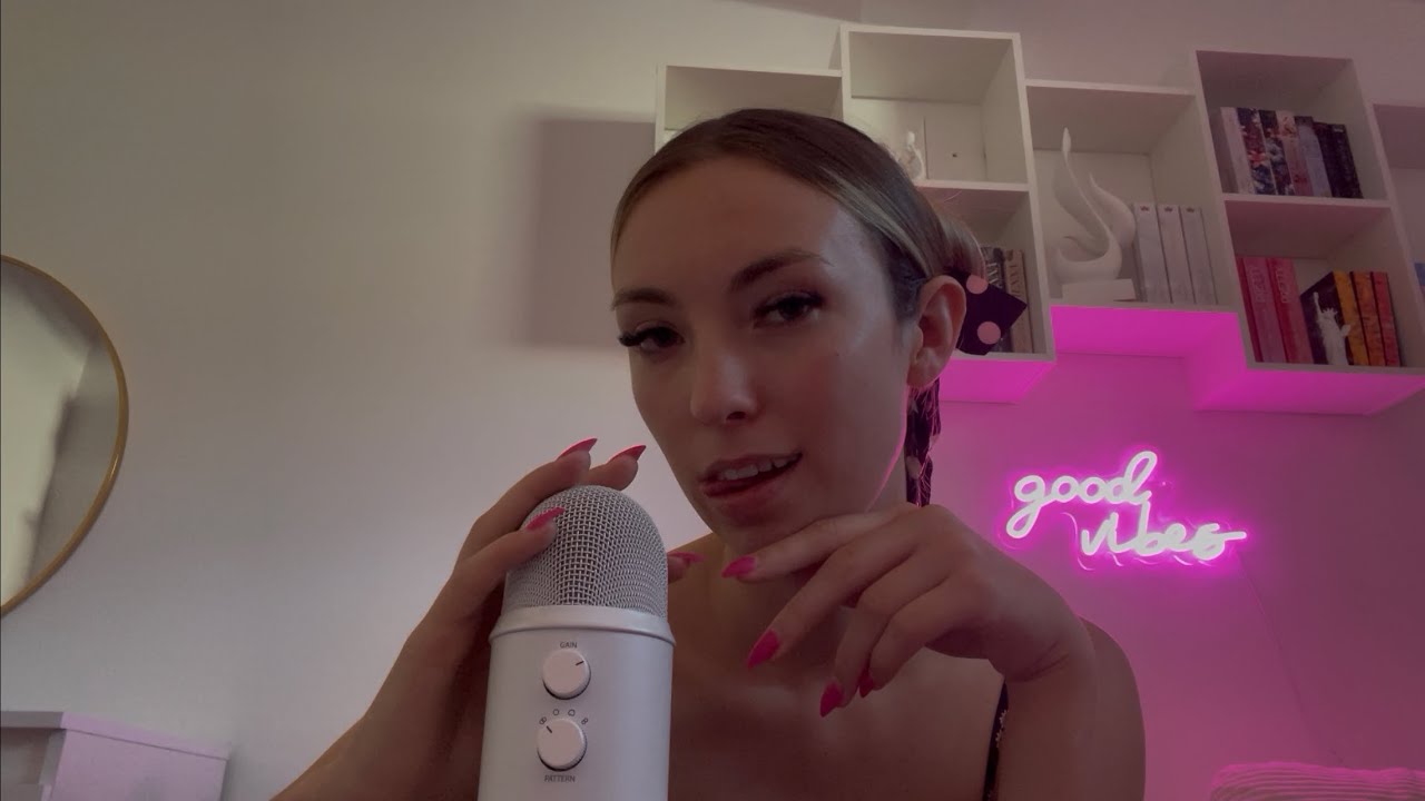 ASMR | really fast mouth sounds