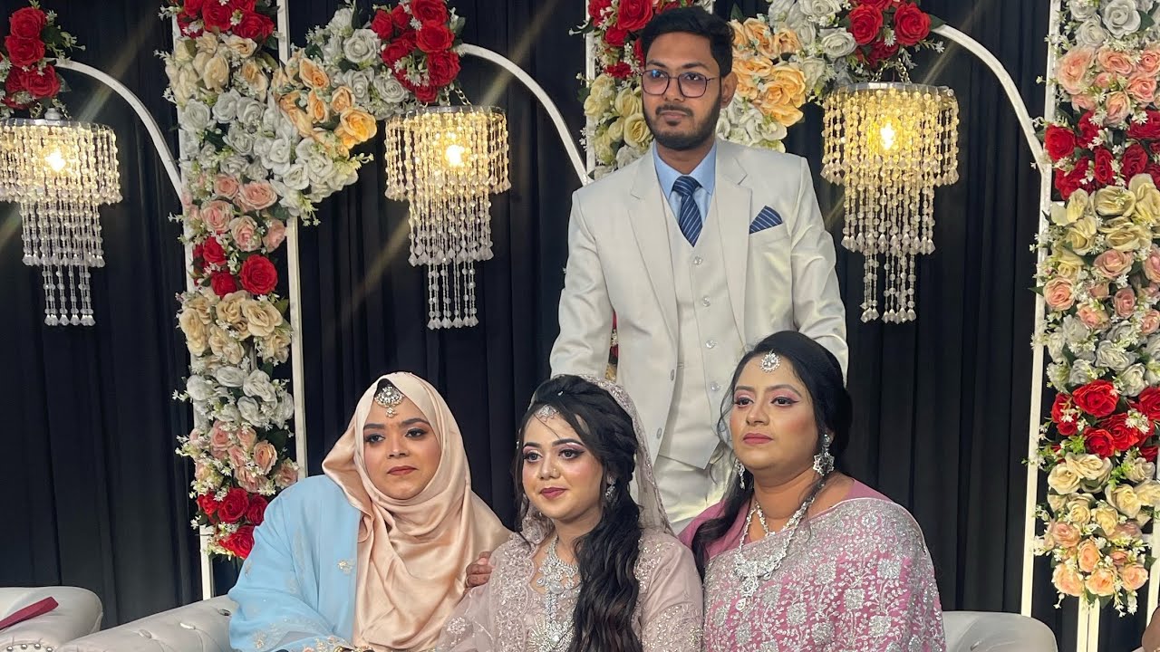 বৌভাত শেষে মেয়েকে নিয়ে এলান বাবার বাড়ি 