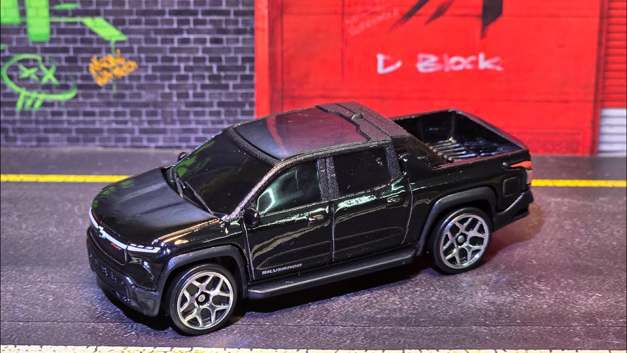 Chevy Silverado EV RST - Hotwheels - Unboxing.