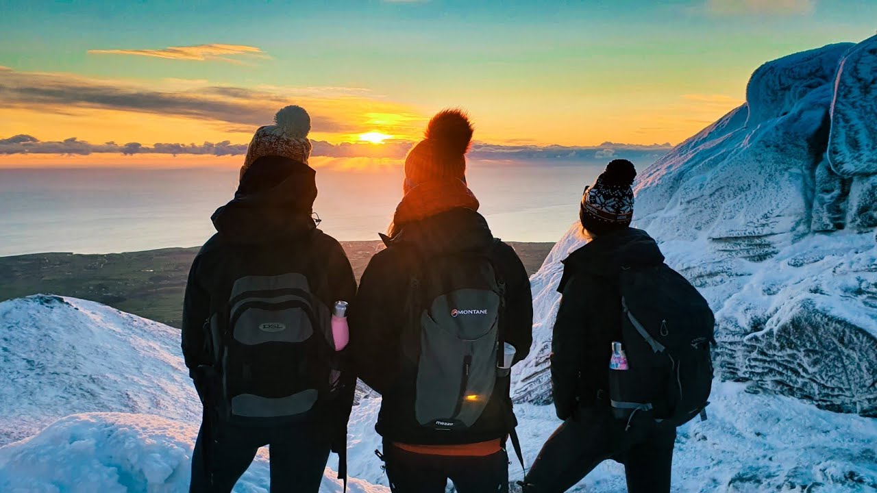 Snowy New Years Day Sunrise Hike on top of Slieve Binnian (the most stunning start to 2021)