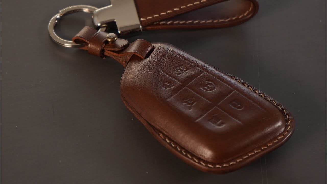صناعة كفر غلاف مفتاح السياره من الجلد الطبيعي - Handmade leather