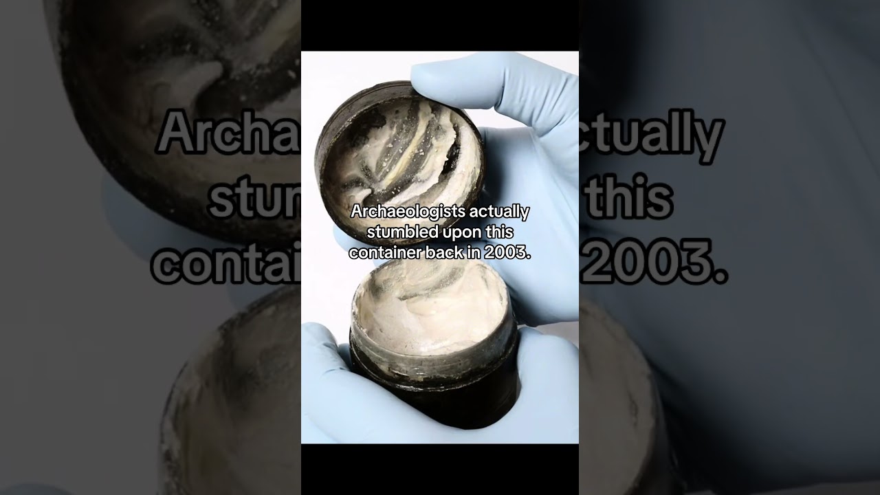 This 2,000-year-old face cream still has the owner's fingerprints! #history