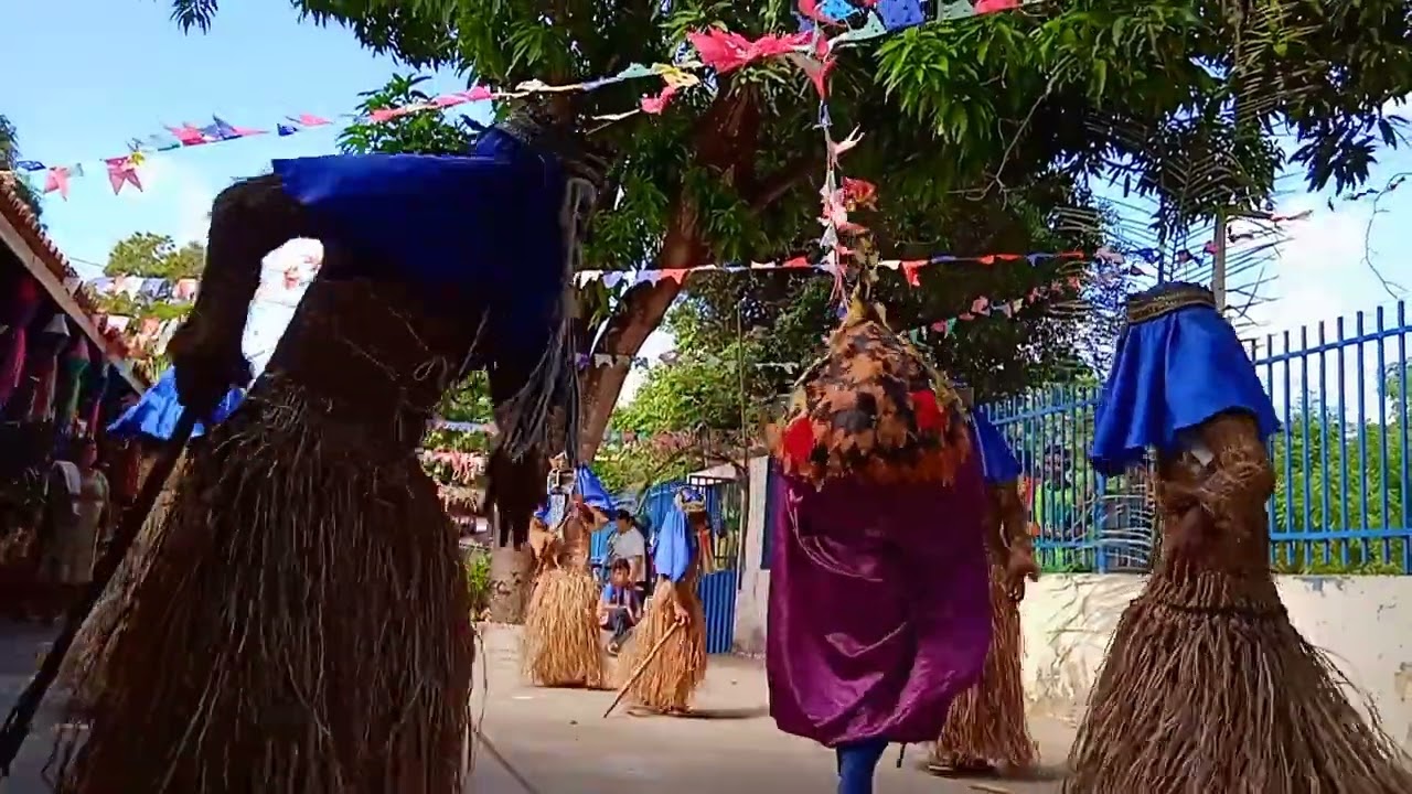 Apresentação do Reisado Mirim do Campo de Belém na II Mostra Cultural Junina 