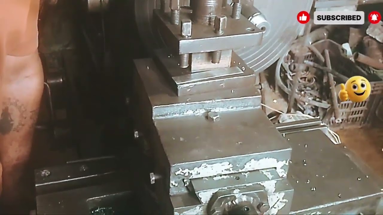 Lathe machine per chudi cutting