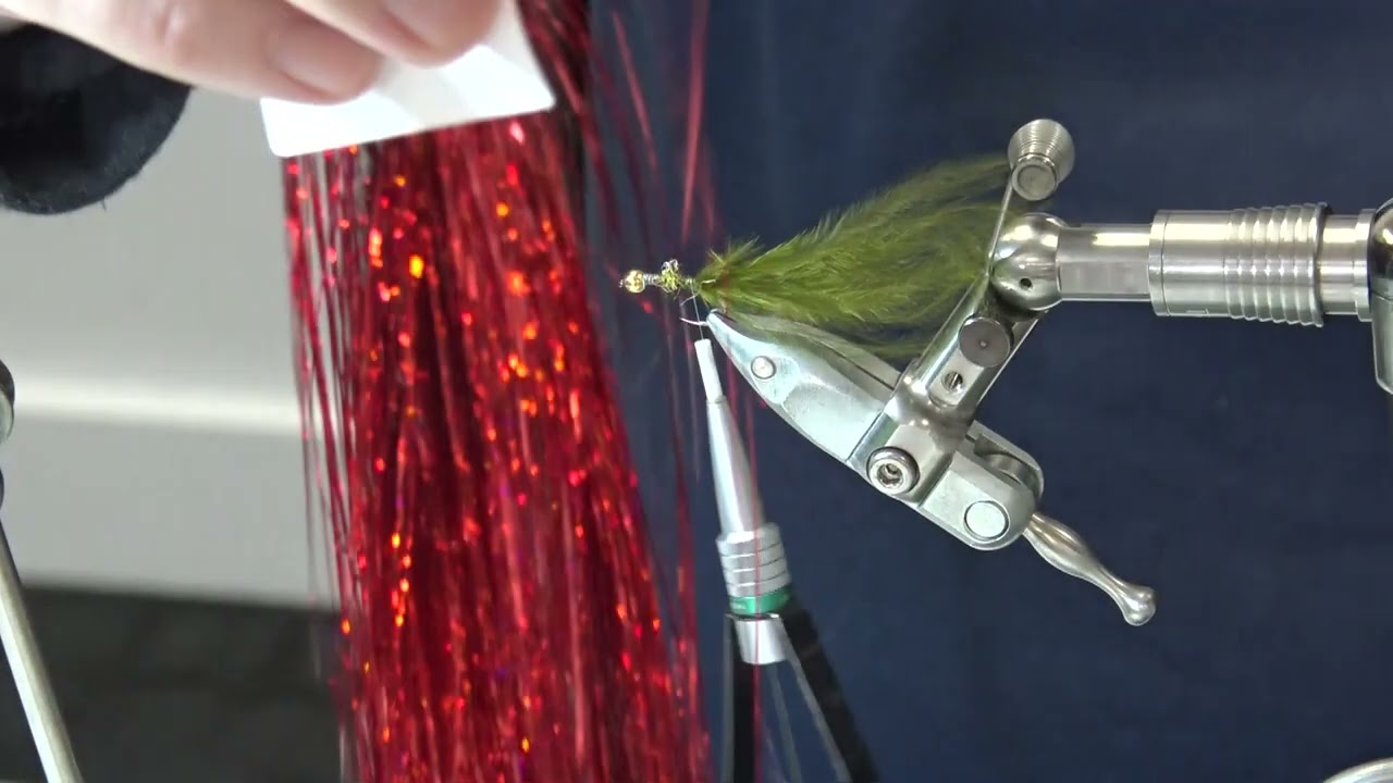 Bernie Keegan - Tying a Shrek Fly