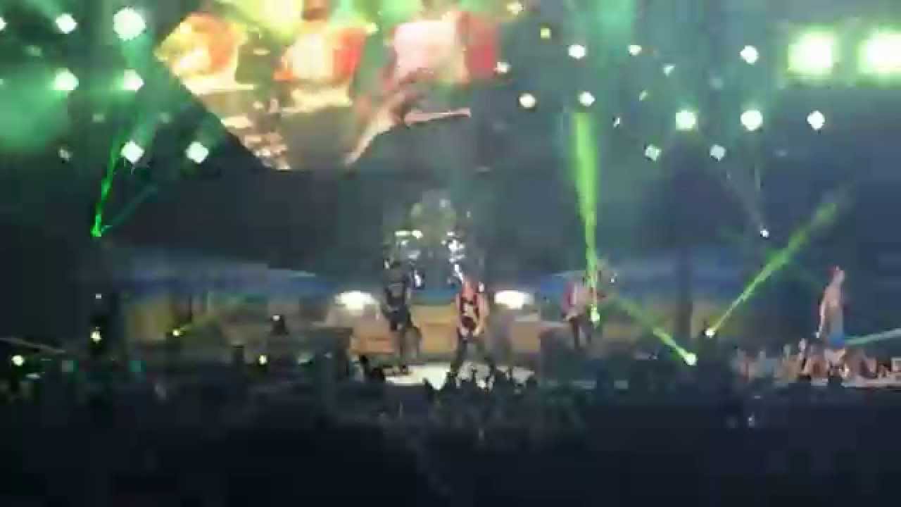 Florida Georgia Line -Cruise Live at MSG 2-25-15