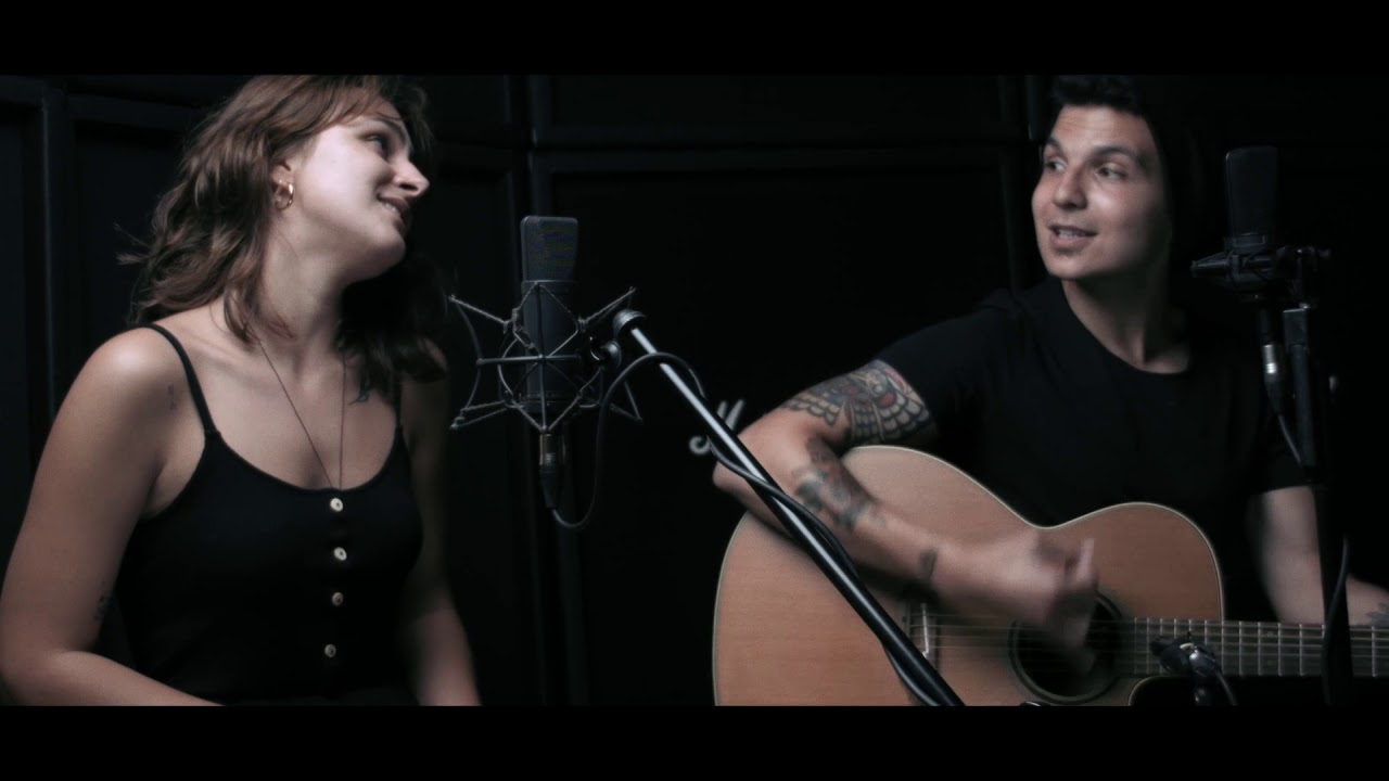 Batu Akdeniz - Artık Bi' Manyağın Var (Akustik feat. Aleyna Talınlı)