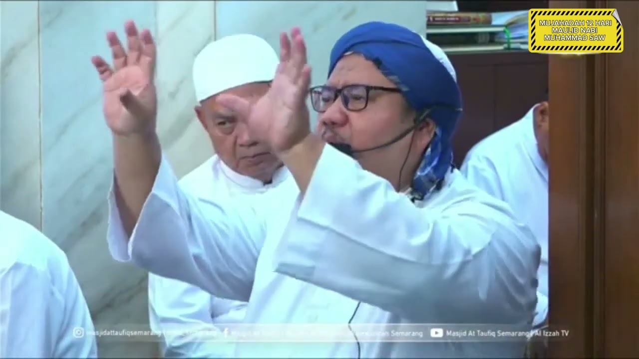 TANDA RASULULLAH BAHAGIA DENGAN KITA | KH YAHYA AL MUTAMAKKIN 