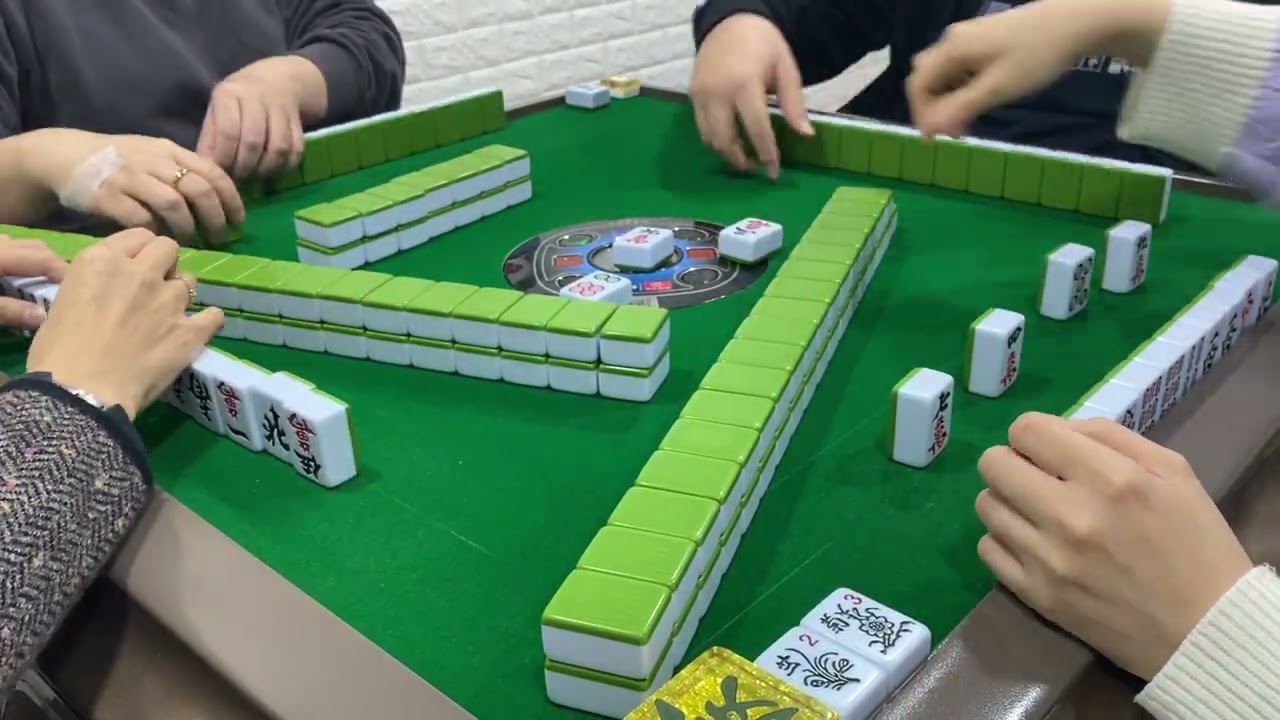 Mahjong276. 廣東牌10番512有花🀄️時來運到￼局四回之一：大牌戰鬥區，咁快就嚟個包自摸十番🥶 Gloria KO 蘭姨 Con仔