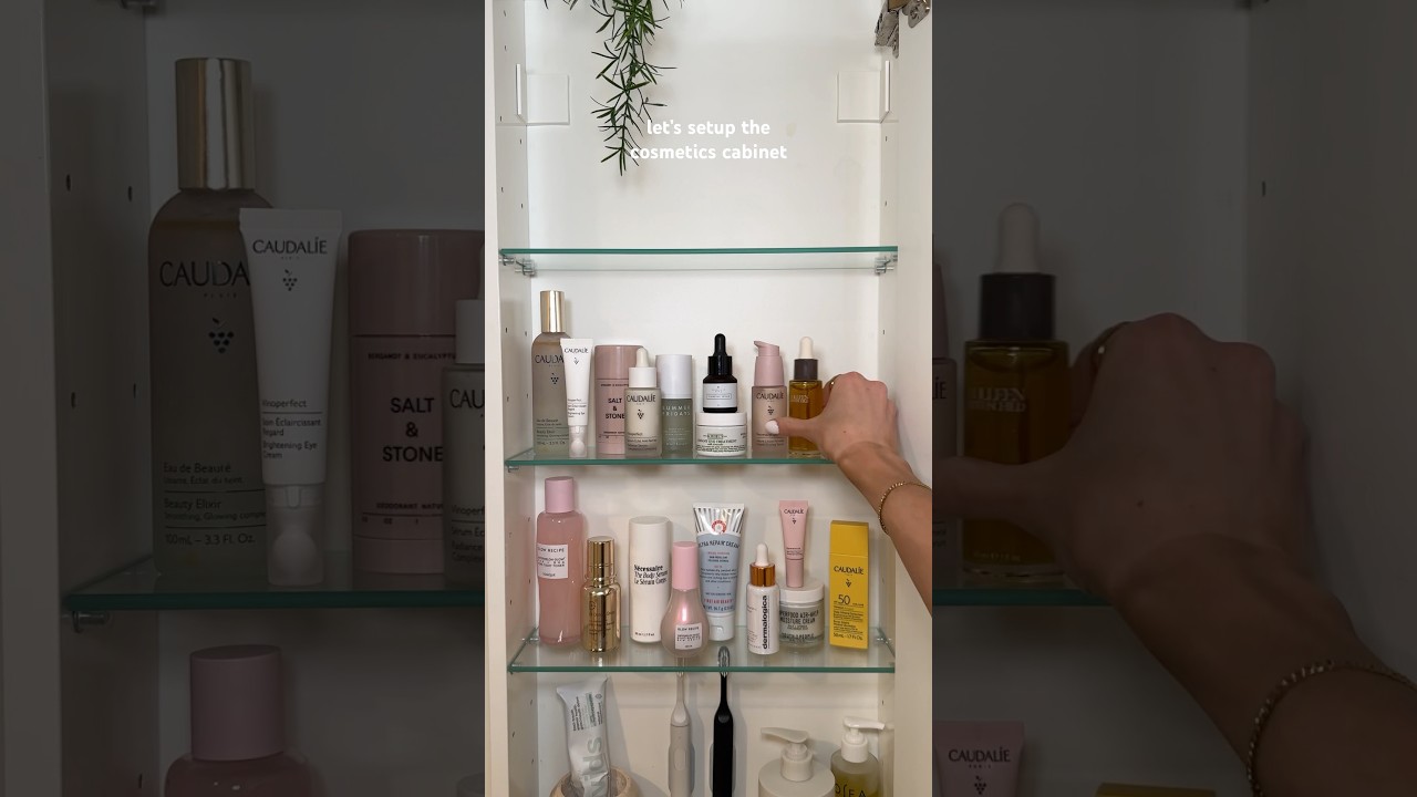 let&rsquo;s setup the cosmetics cabinet 🧴 #skincare #organization #skincareroutine #skincaretips