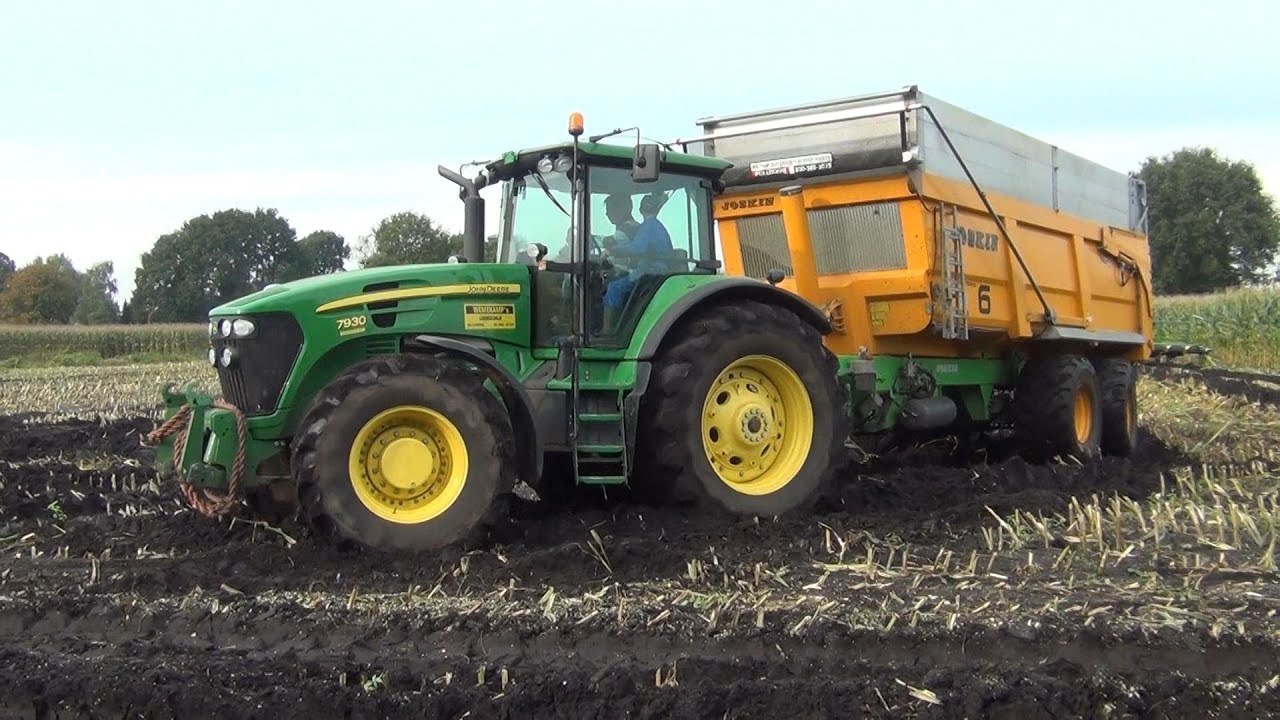 John Deere 7930 mais hakselen in de modder
