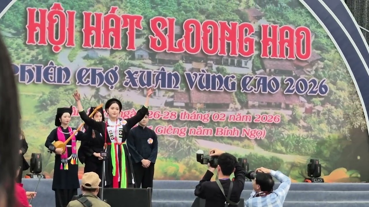 Thi trang phục đẹp của các dân tộc vùng cao tỉnh Bắc Ninh 
